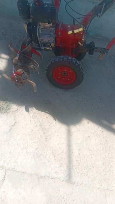 Motoblok sotiladi