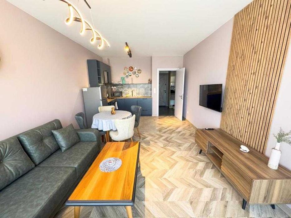 Двустаен обзаведен к-с Бела Вита