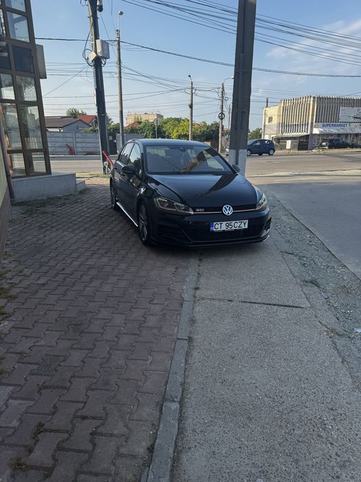 Vănd/Schimb Golf VII 7.5 GTI TCR