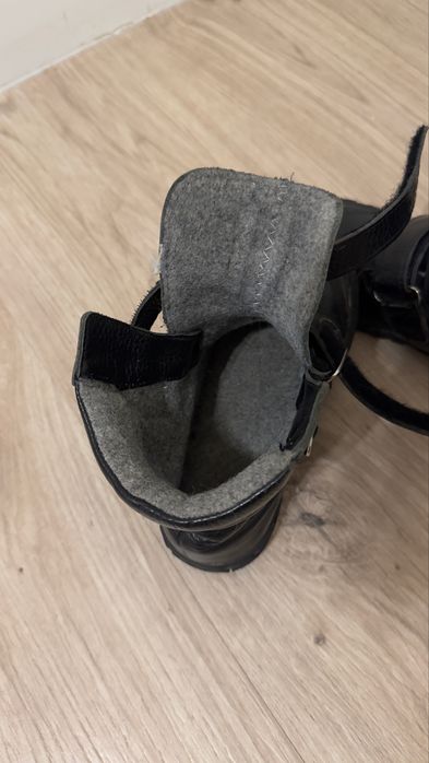 Ботинки кожаные 30 размер