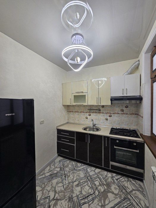 х Метро Хамза 2/4/4 Чиланзар 3 квартал,Все Разделка,Продается