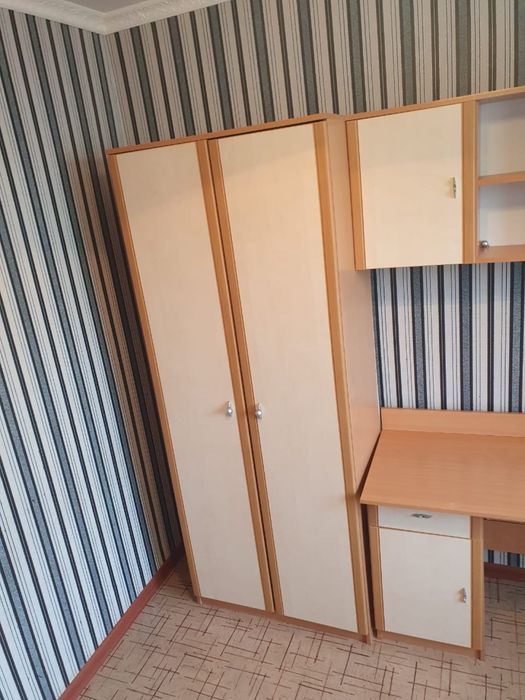 Продам стенку шкаф плдрастковая