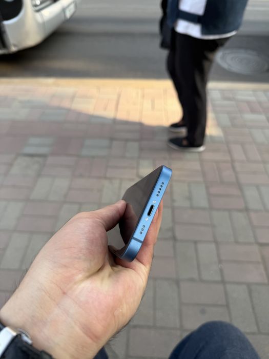 Iphone  13 256гб
