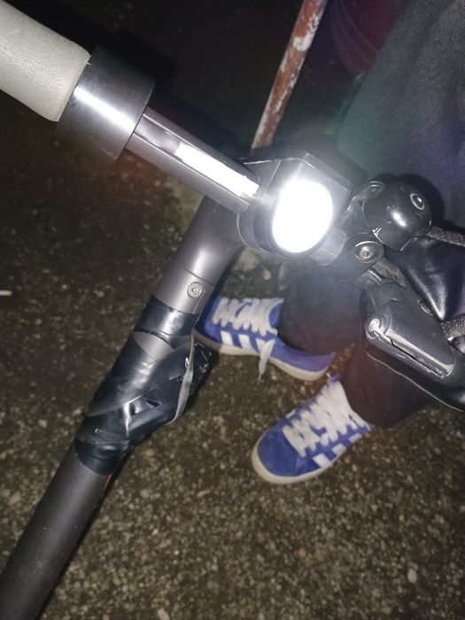 Vând trotineta full sau pe piese