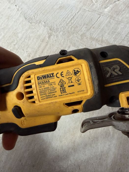 Dewalt DCS355 мултитул