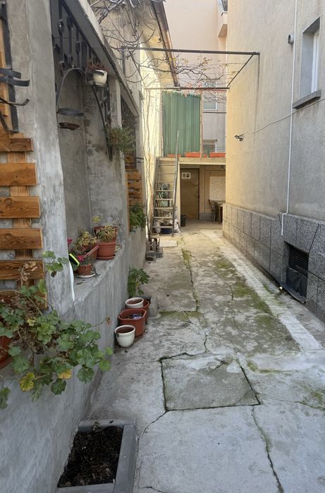 Топ цена-Етаж от къща, гр. Ямбол Център