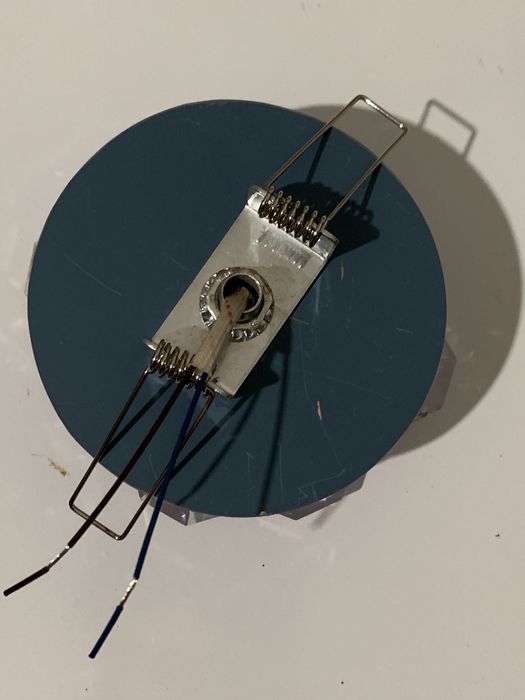 Споты потолочные.светильник.софиты