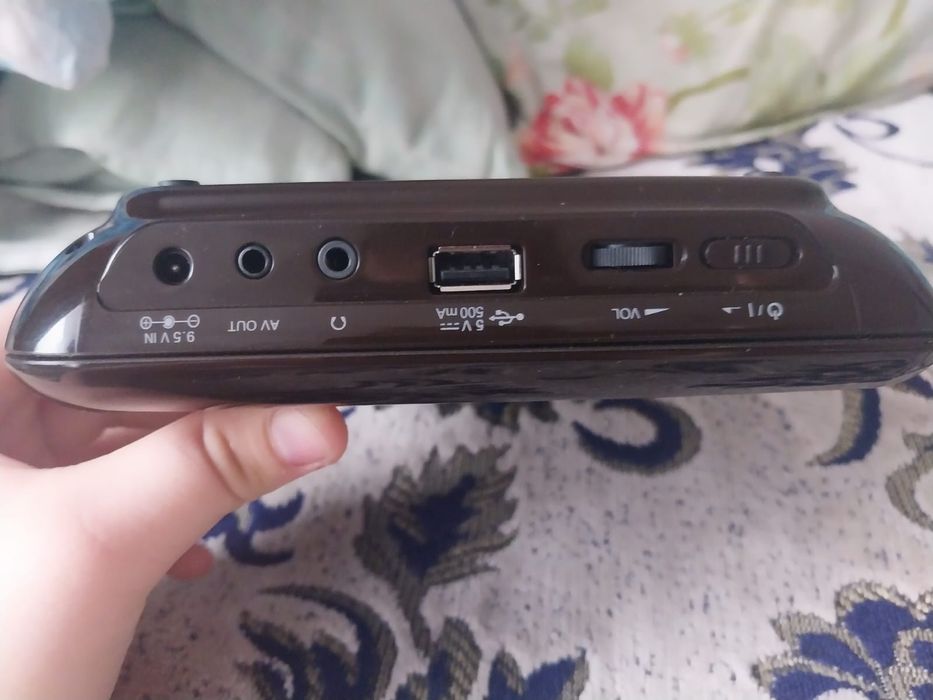 DVD плеер с расширенным экраном