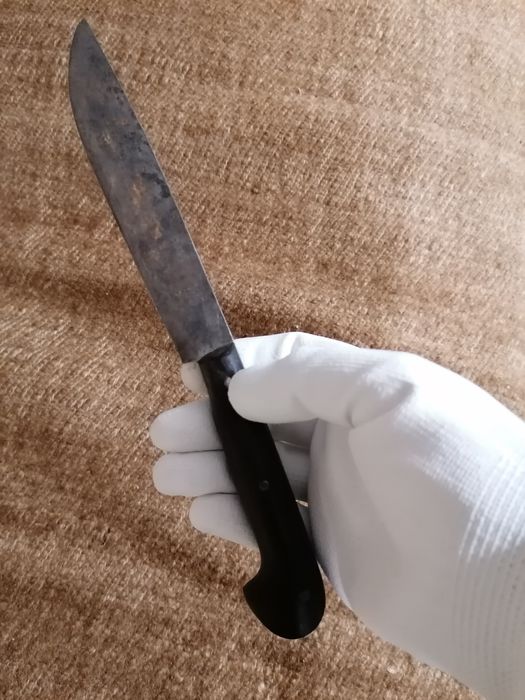 Нож - старинен и здрав