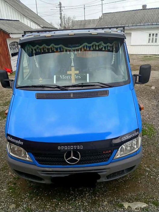 Vând Mercedes sprinter