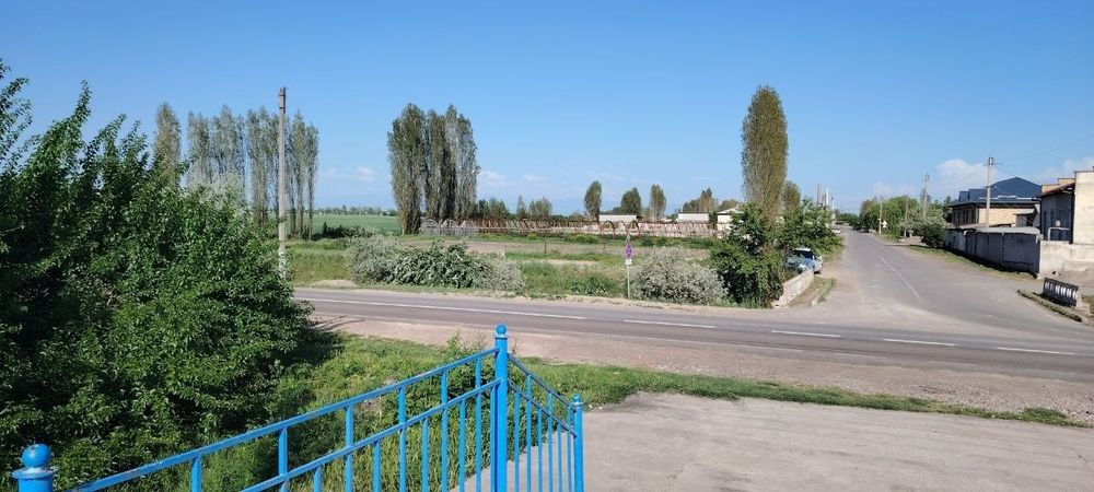 Yer uchastka sotiladi