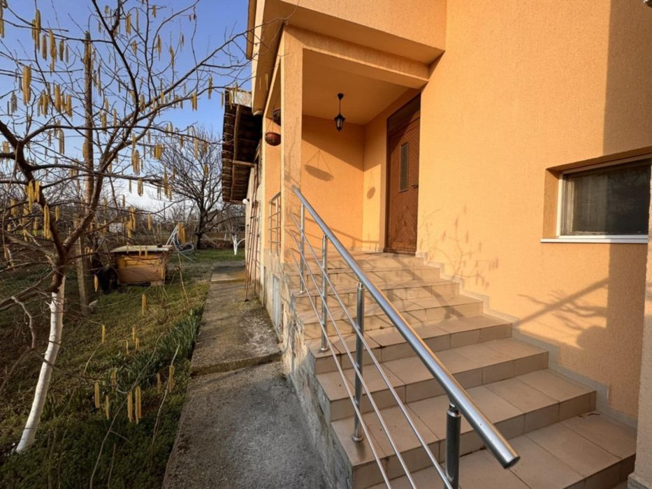 Продава се Къща в с. Първомайци, Област Велико Търново - 250 кв.м за 600 €/кв.м - Снимка #5