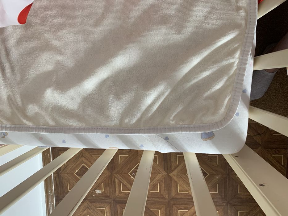 Детская кроватка манеж