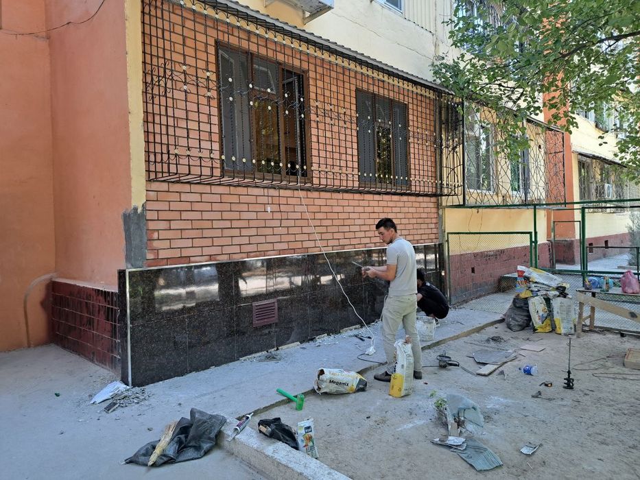 Balkonga g‘isht teramiz, kazirok reshotka qo‘yamiz !