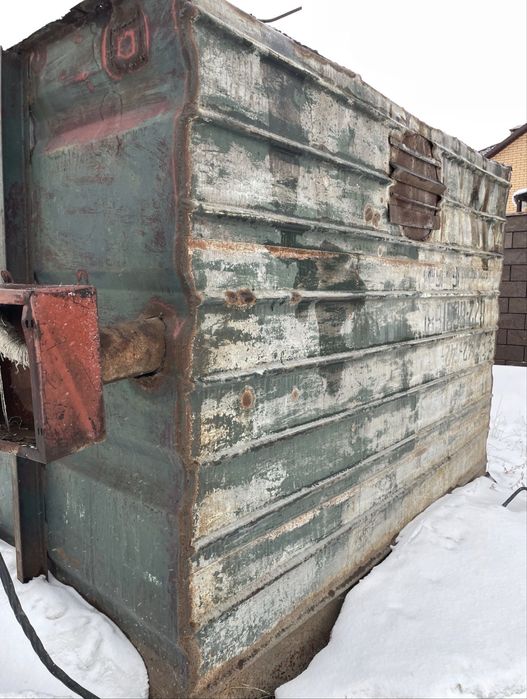 Металлический большой гараж