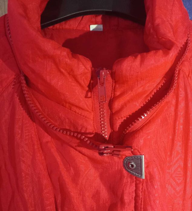 Geaca de ski rosie femei vintage IVALO by AD marimea M aproape noua