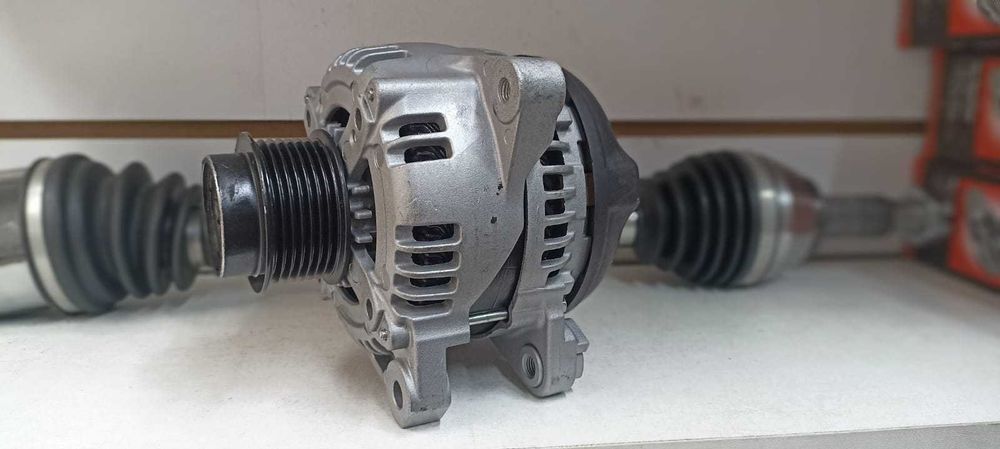 Генератор новый на Toyota 2AR