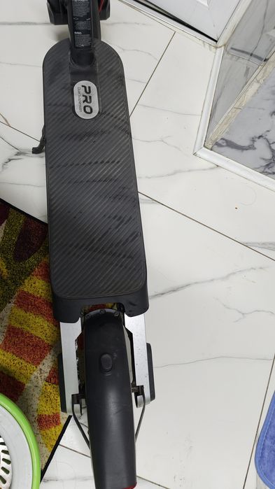 Продам самокат Xiaomi electric scooter 5 pro GL