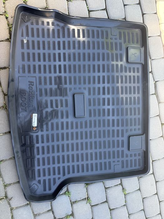 Коврик в багажник ларгус