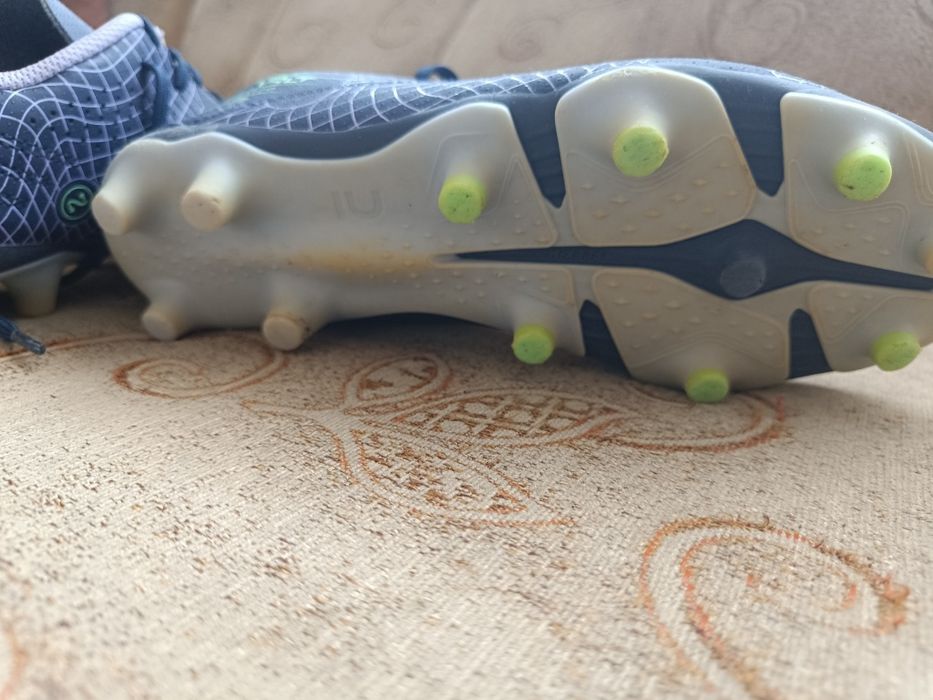 Детски бутонки KIPSTA