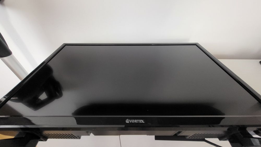 TV LED VORTEX  diagonala 60 cm(24")
