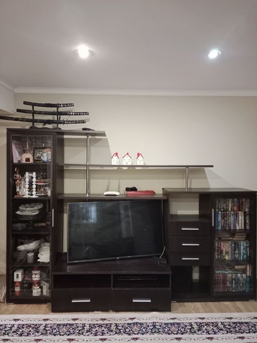 Шкаф горка под тв