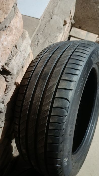 Продам зимние летние шины с диском