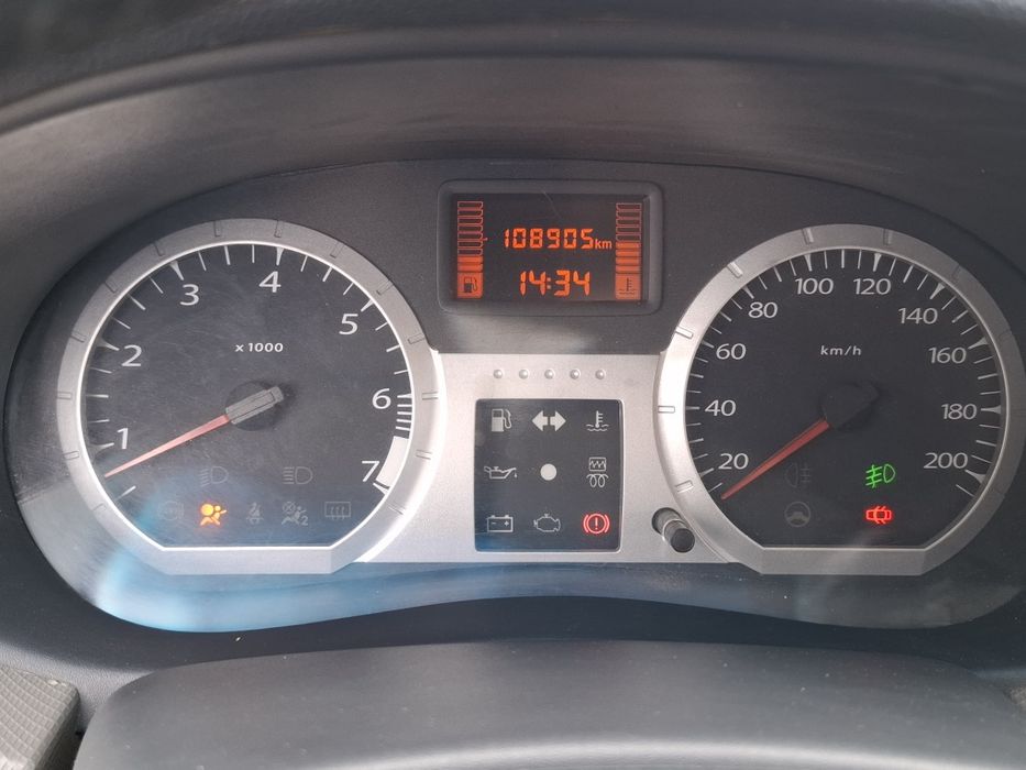 LADA LARGUS 2015 года