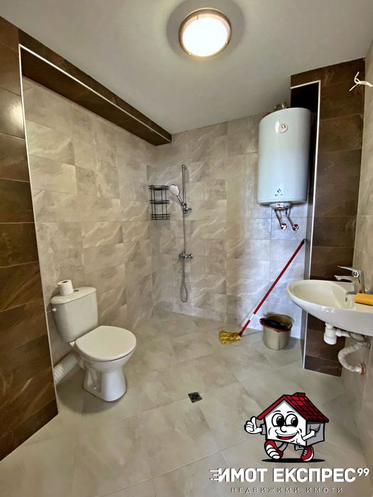 Дава се под наем Тристаен апартамент в Асеновград - 90 кв.м за 348.84 € - Снимка #14