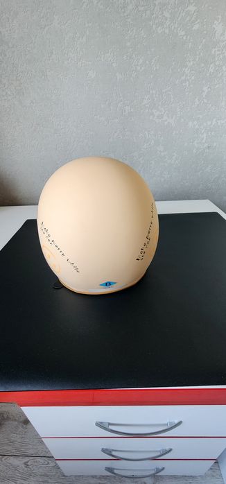 Продам  шлем для мотоциклистов