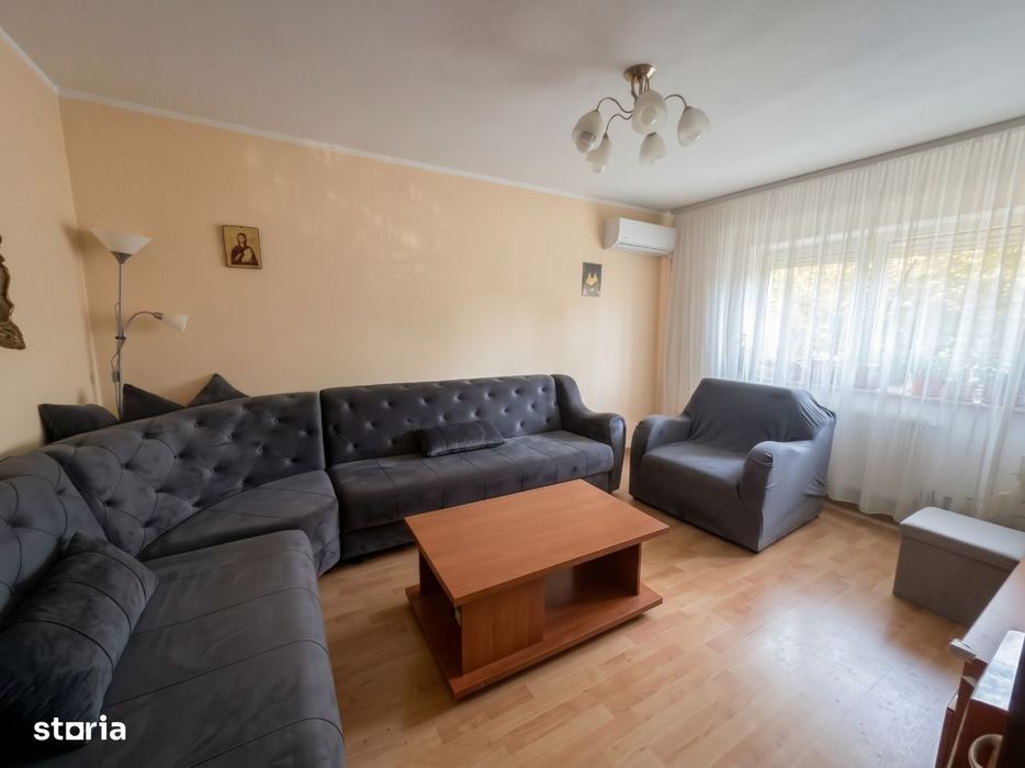 Apartament cu balcon și aer condiționat, 4 camere