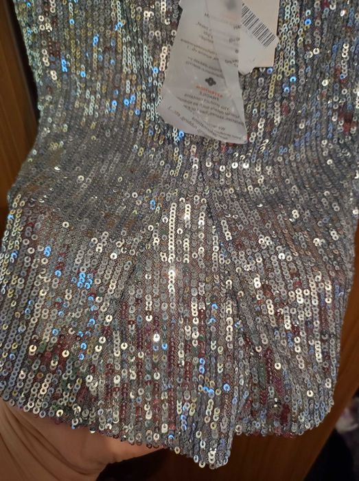 Впечатляващ топ KOTON