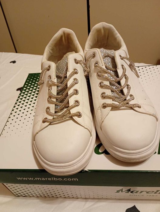 Adidași casual nr.37