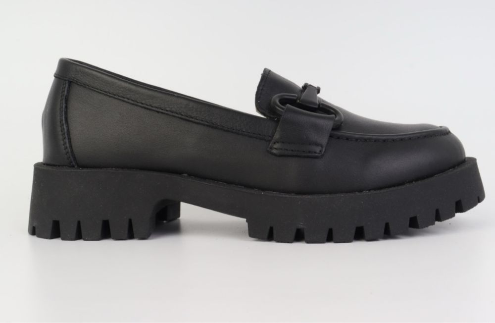 Продам лоферы НОВЫЕ