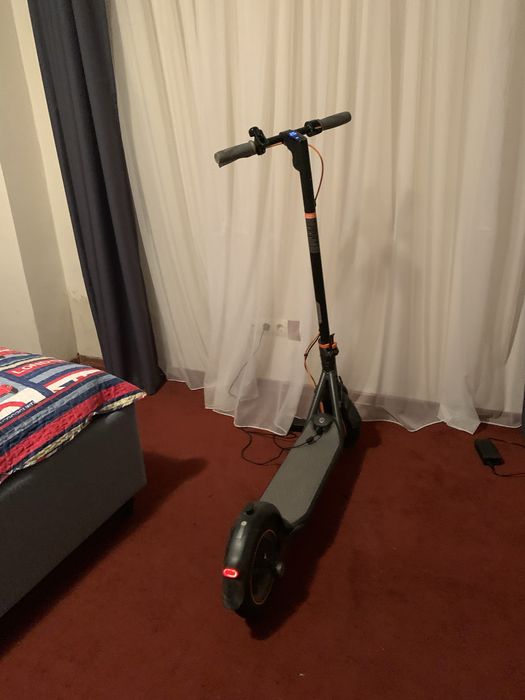 Продам ninebot F40