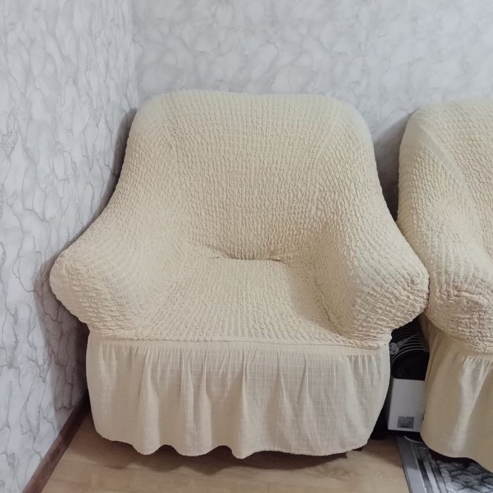 мягкой мебели — диван-тройка