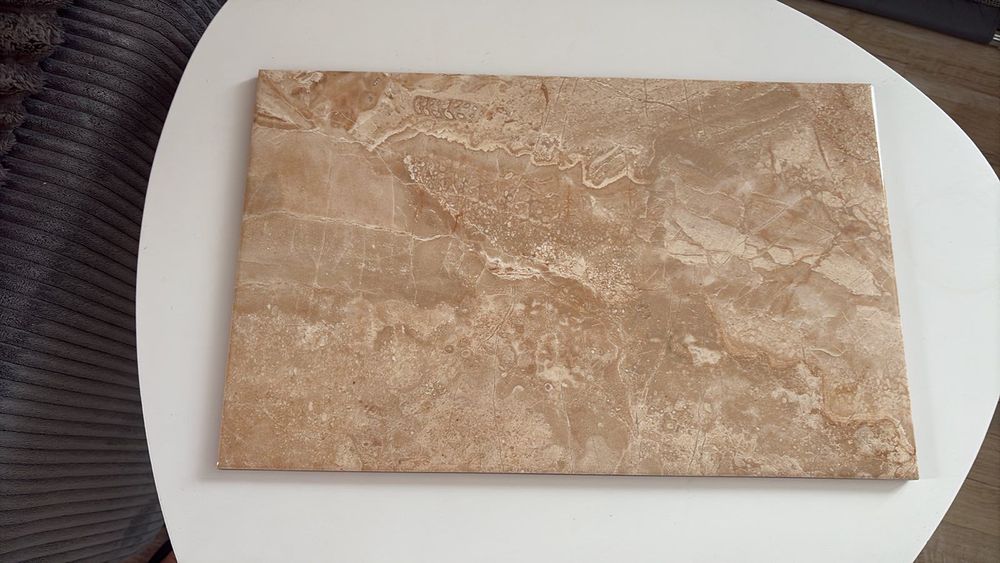 Нови плочки 25/40см