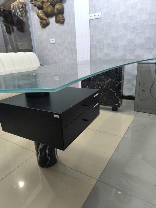 Продам офисный стол