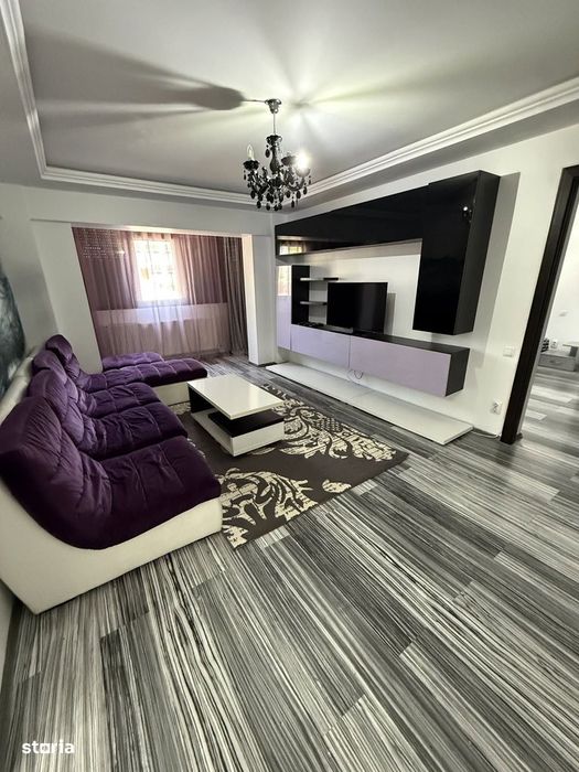 De vânzare apartament 3 camere Cartier Obor 74 mp parter