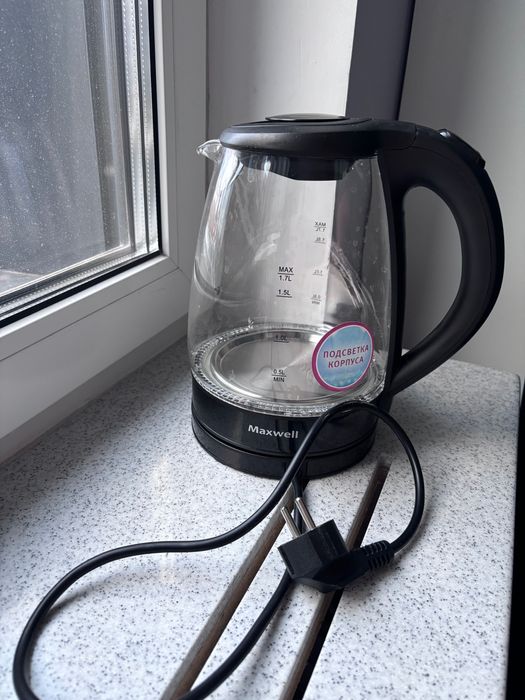Чайник электрический Maxwell