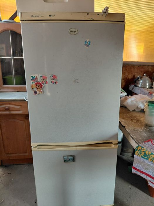 Продам холодильник