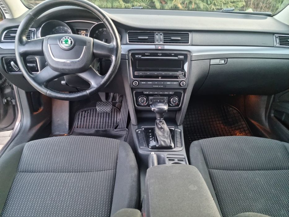 Skoda superb 2.0 diesel 2011  DSG