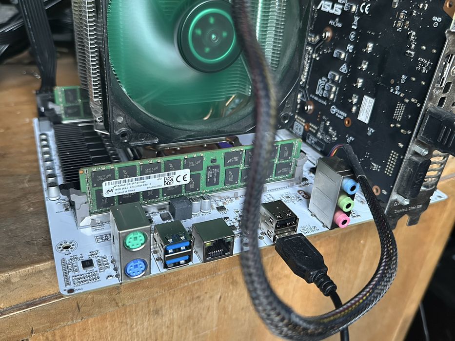 Kit xeon 2695v4 , placa baza x99 + 32 ddr4