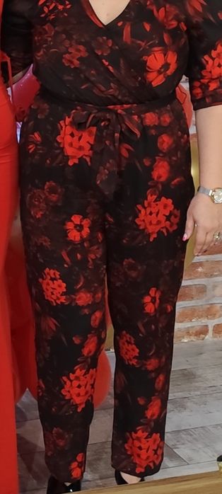 Vând salopeta mărimea L