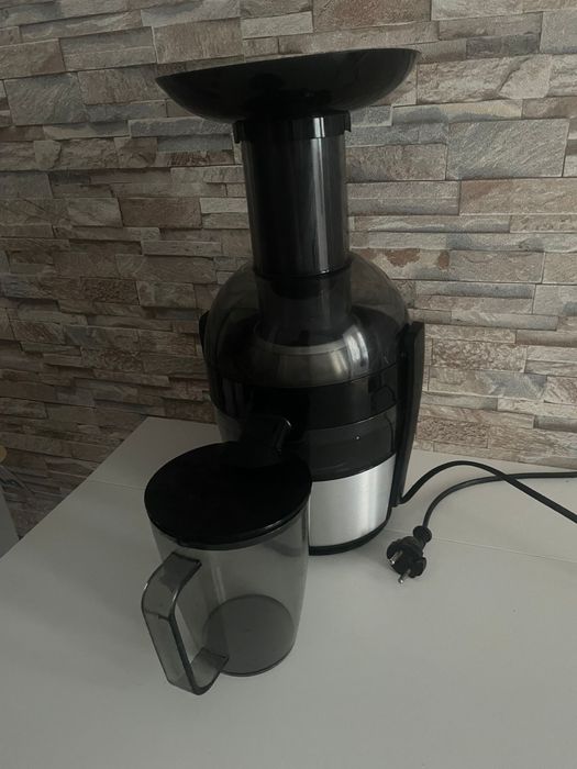 Vand storcator Philips Viva 700 W , marimea XL, 2 litri