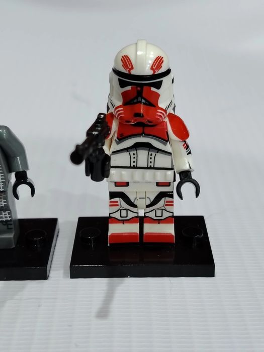 Набор из 3 минифигурок (совместимы с LEGO)