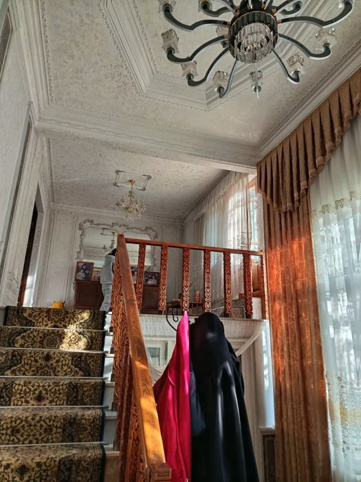 Ховли сотилади. Яшнобод.