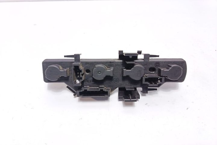 Soclu stop 6N0945257B Volkswagen VW Polo a 3-a generatie 6N