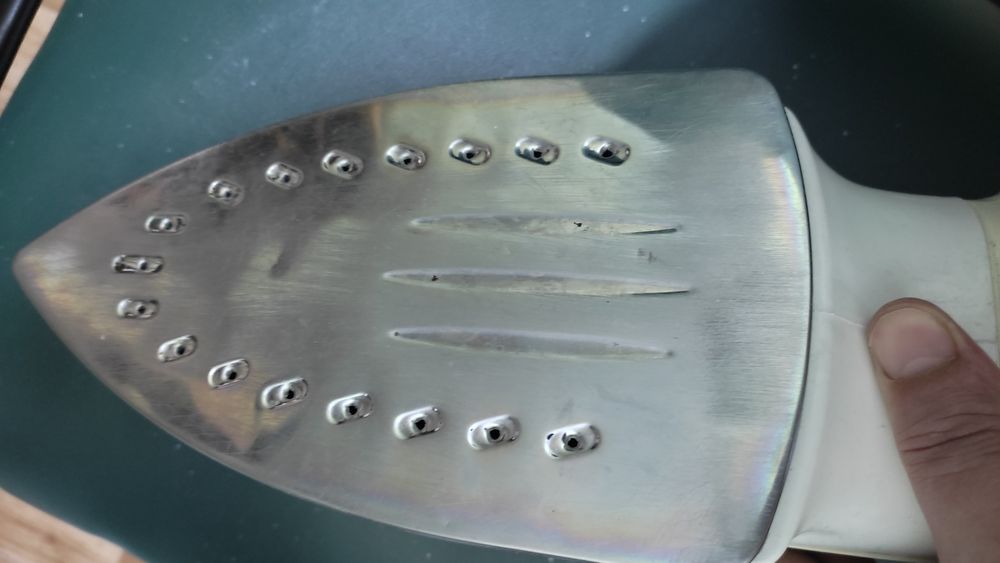 Утюг в рабочем состоянии