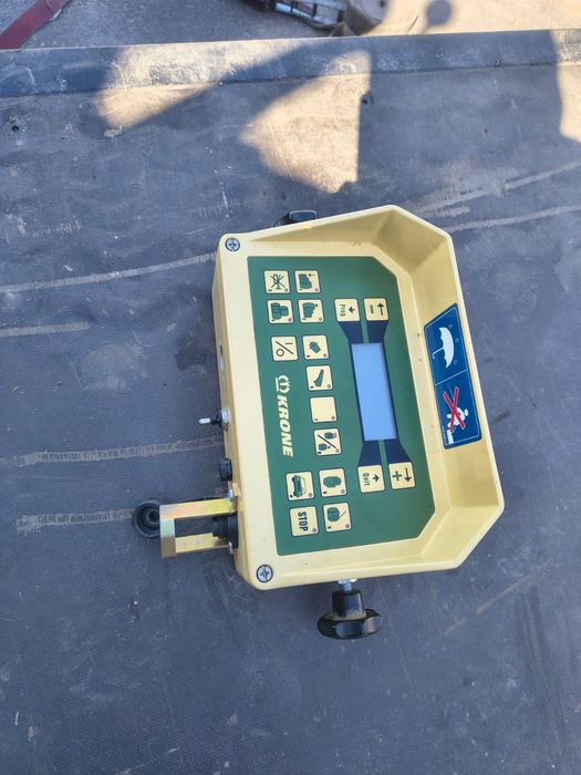 Balotiera presa Krone Round pack 1250 ață plasă